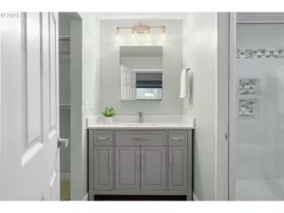 Photo #3: 606413257 Listing