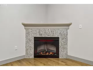 Photo #5: 606690719 Listing 