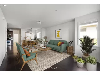 Photo #5: 608044683 Listing 