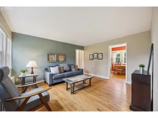 Photo #5: 608091020 Listing 