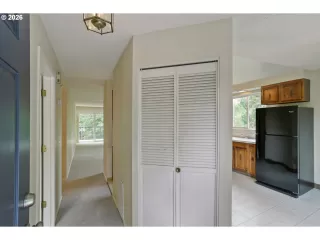 Photo #4: 608207593 Listing 