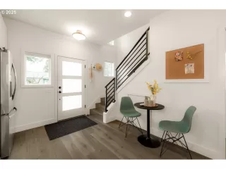 Photo #4: 608310514 Listing