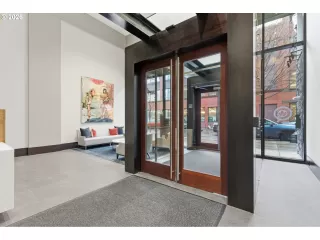 Photo #1: 608419189 Listing 