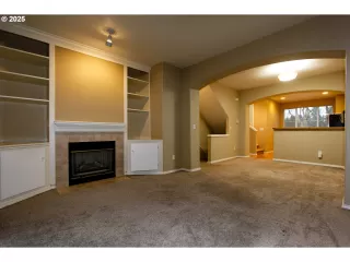 Photo #6: 608586443 Listing 