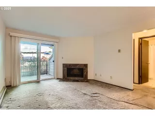 Photo #2: 609493277 Listing 