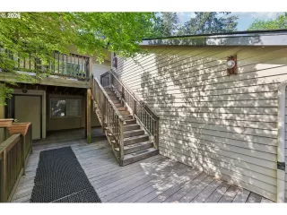 Browse active condo listings in CANTERBURY WOODS