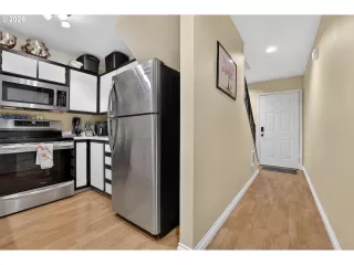 Photo #6: 610115008 Listing 