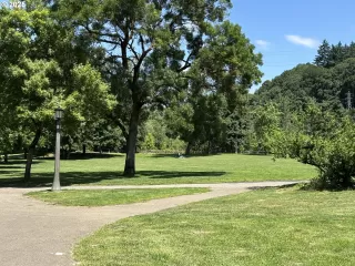 Photo #2: 610331505 Listing