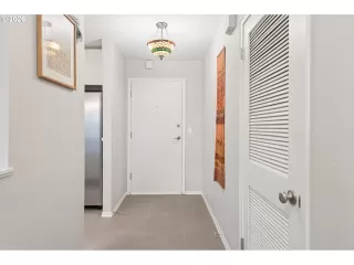 Photo #1: 610385602 Listing 