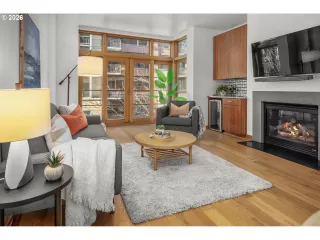 Photo #3: 610422026 Listing