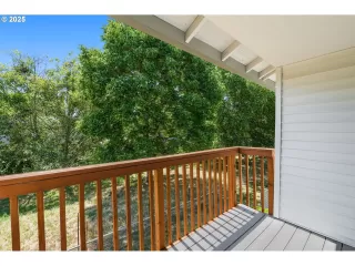 Photo #6: 611165488 Listing