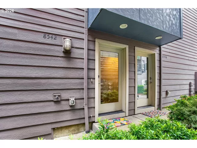 MLS: 611314801 Condo For Sale