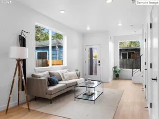 Photo #3: 611545505 Listing