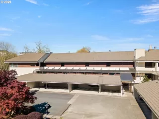 More Details about MLS # 611760283 : 5150 S LANDING DR #311-B2