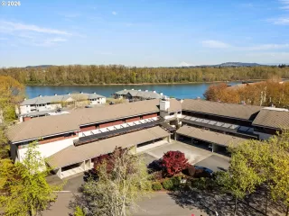 Photo #1: 611760283 Listing 