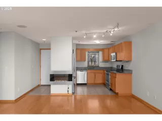 Photo #1: 611831240 Listing