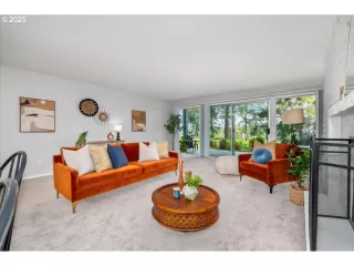 Photo #5: 611939188 Listing