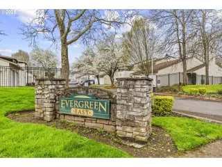 More Details about MLS # 611955888 : 510 SE 157TH AVE 37