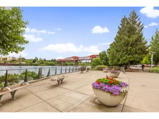 Photo #1: 612532576 Listing 