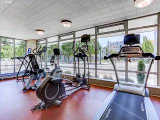 Photo #4: 612532576 Listing 