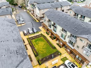 Photo #2: 612687463 Listing 