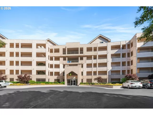 MLS: 613462209 Condo For Sale