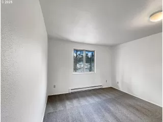 Photo #2: 613493014 Listing 