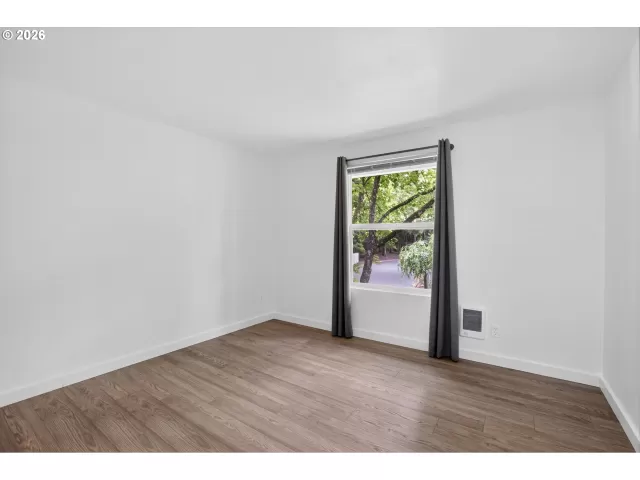 MLS: 614551593 Condo For Sale