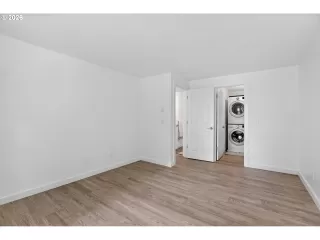 Photo #3: 614551593 Listing 
