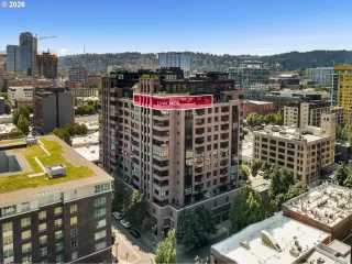 Photo #5: 614637245 Listing