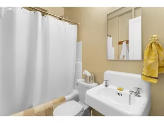 Photo #6: 614709320 Listing 