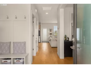 Photo #4: 614840210 Listing 