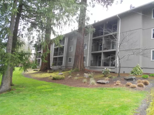 MLS: 615156620 Condo For Sale