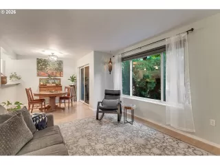 Photo #3: 616309460 Listing