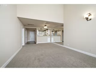 Photo #3: 616416905 Listing 