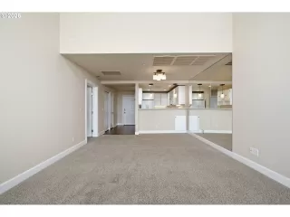 Photo #4: 616416905 Listing 