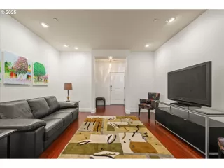 Photo #2: 616425508 Listing 