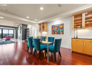 Photo #5: 616425508 Listing 