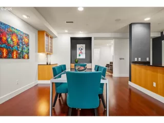 Photo #6: 616425508 Listing 