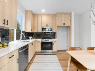 Photo #5: 616649661 Listing 