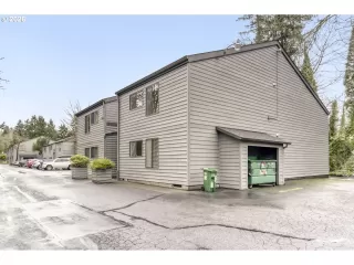 Photo #3: 616686470 Listing