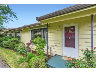 Photo #3: 617450704 Listing 