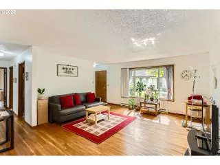 Photo #4: 617450704 Listing 