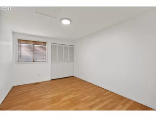 Photo #1: 617505778 Listing