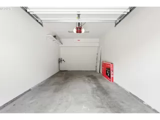 Photo #6: 617577700 Listing 