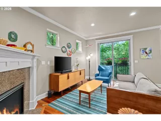 Photo #2: 618229726 Listing 