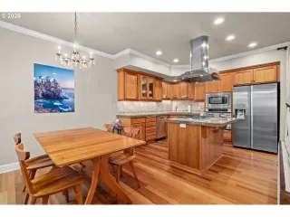 Photo #5: 618229726 Listing 