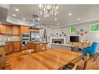 Photo #6: 618229726 Listing 