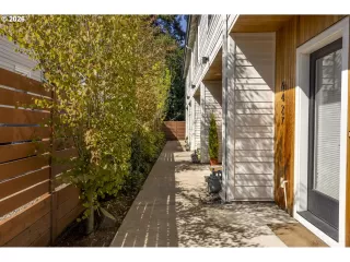 Photo #3: 618489965 Listing 