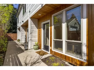 Photo #4: 618489965 Listing 